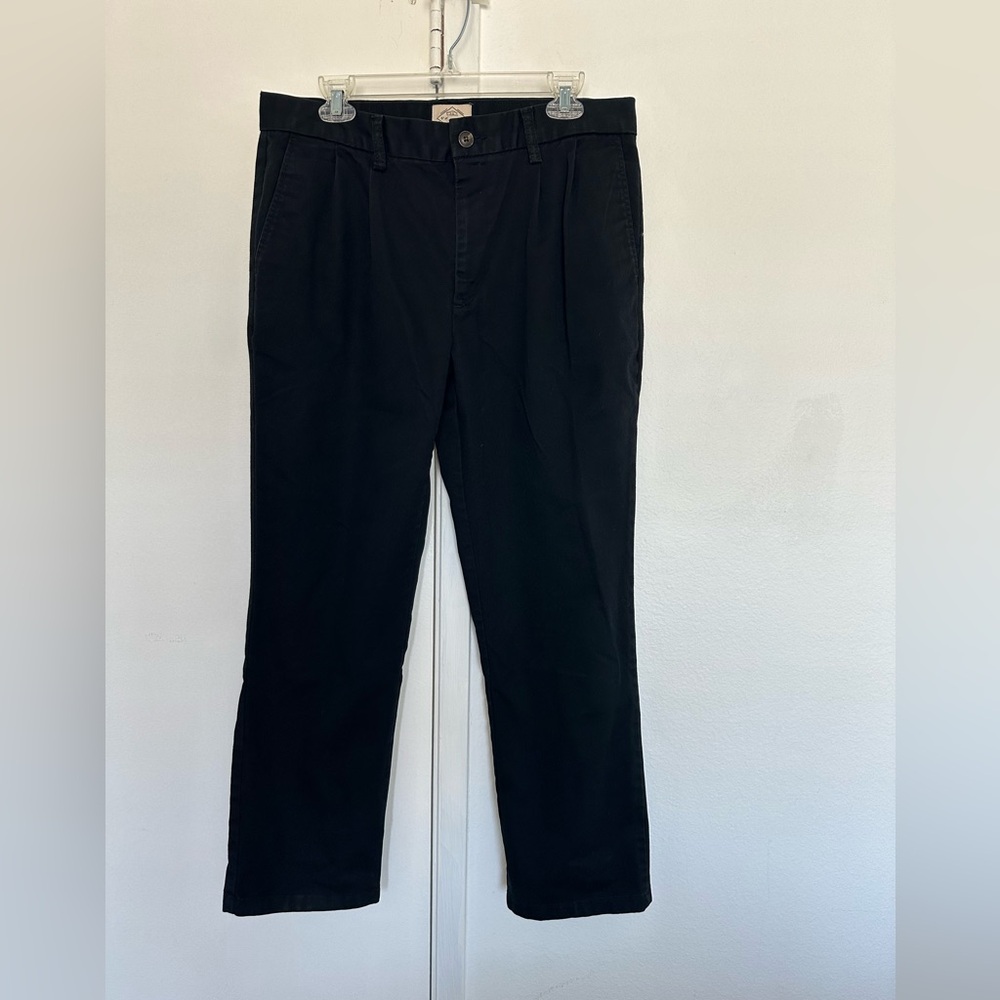 St. John's Bay Pants Men's 34x30 Aviator Black Easy Care Classic Fit